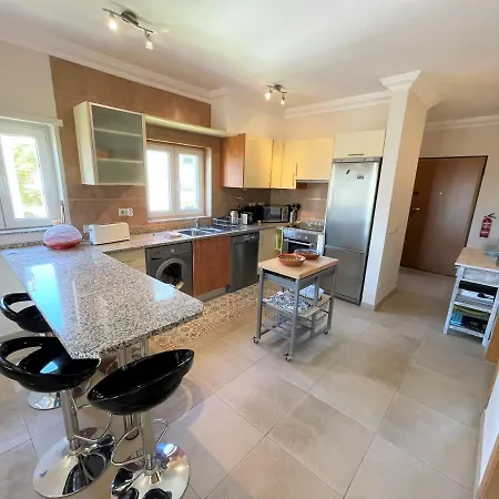 Com Vista Mar 아파트 *